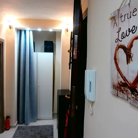 Sweet And Luxury Center Artflat *